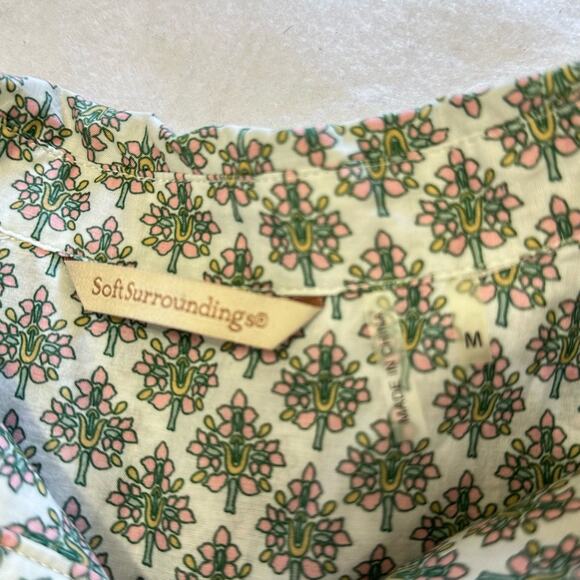 Soft Surroundings Tabitha Pintuck Floral Paisley Tunic Top Prairie Size Medium - Picture 3 of 7